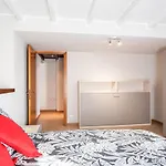 Guesthost - Le Tre Ninfee Di Pusiano! Free Parking Appartement